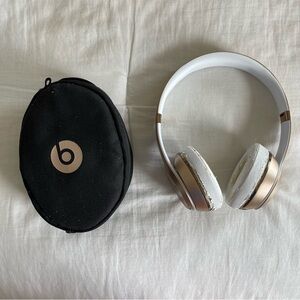 Used Beats Solo3 Bluetooth Wireless On Ear Headphones